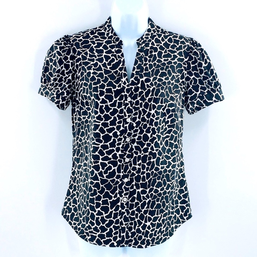 Untuckit Womens Short Sleeve Shirt Black White Greta V Neck Button Front Sz 2
